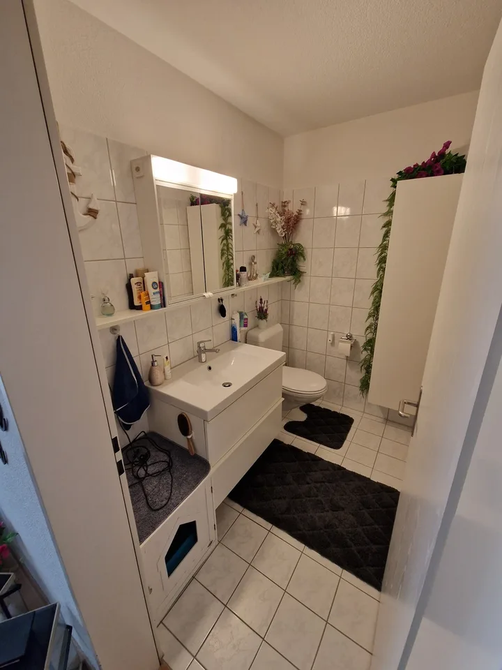 Nachmieter per 1.11.26 für helle 3,5 Zimmerwohnung im EG mit sonniger Terrasse