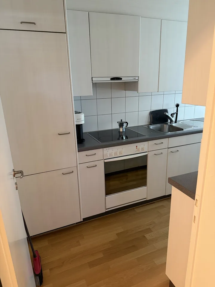 ZIMMER ZU VERMIETEN ZUMIKON 30/03/2027
