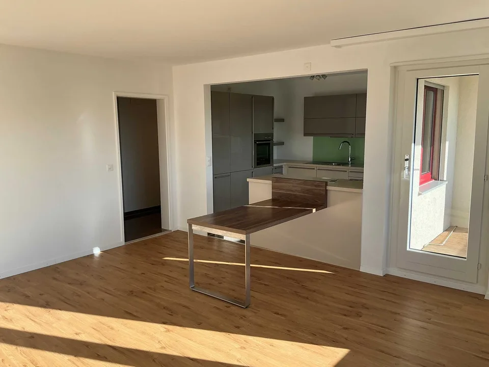 3.5-Zimmer-Wohnung mit Traumaussicht und Lift