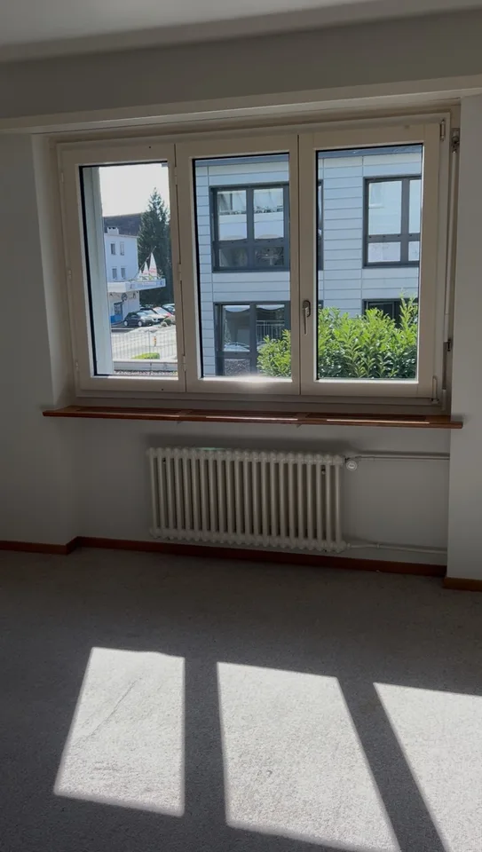 Grosszügige 4-Zimmerwohnung am Zürichsee