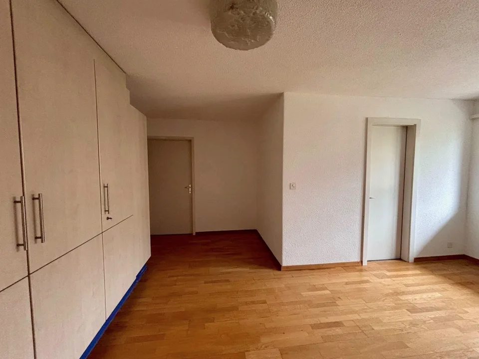 Möblierte 2.5-Zi-Whg mit Sauna in Küssnacht