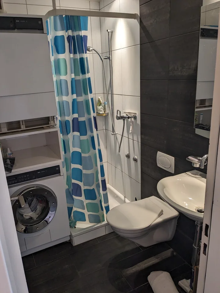 Sehr helle 2,5 Zimmer Wohnung mit toller Aussicht auf Rigi und Pilatus