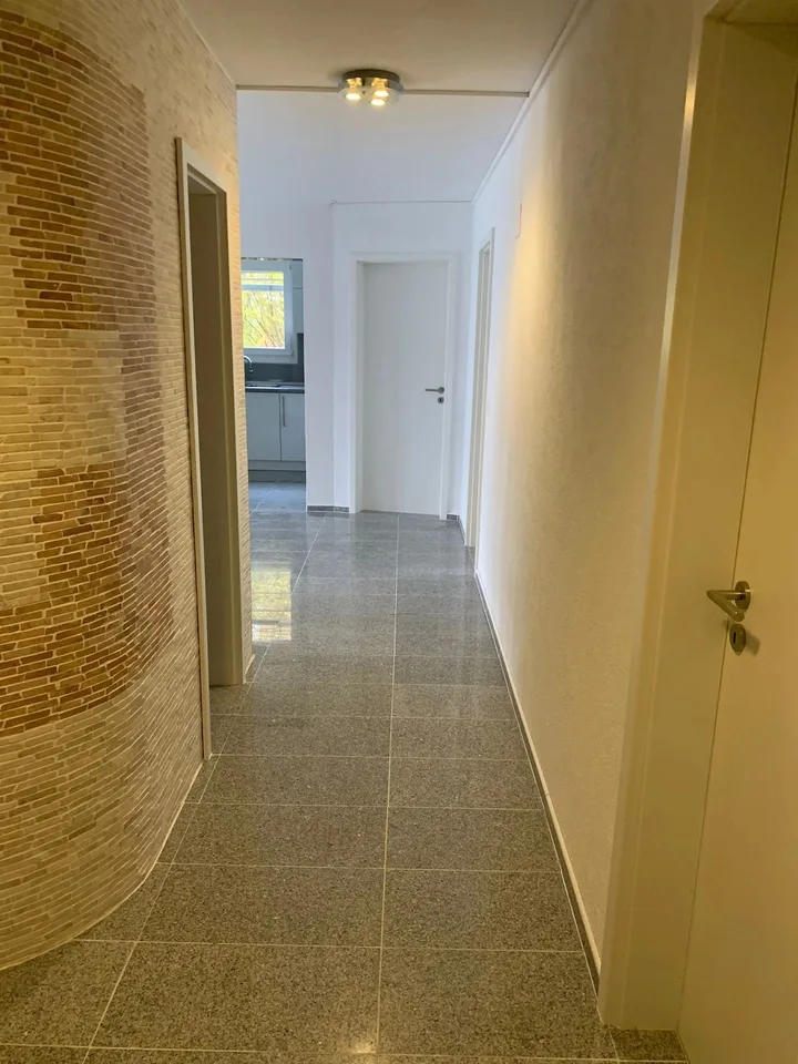 4.5-Zimmer-Wohnung in Wiedlisbach – frisch renoviert, 96 m² und Einstellhalle