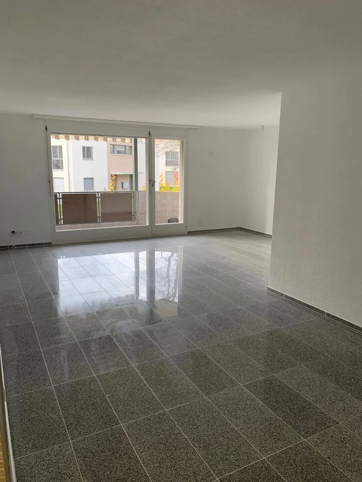 4.5-Zimmer-Wohnung in Wiedlisbach – frisch renoviert, 96 m² und Einstellhalle