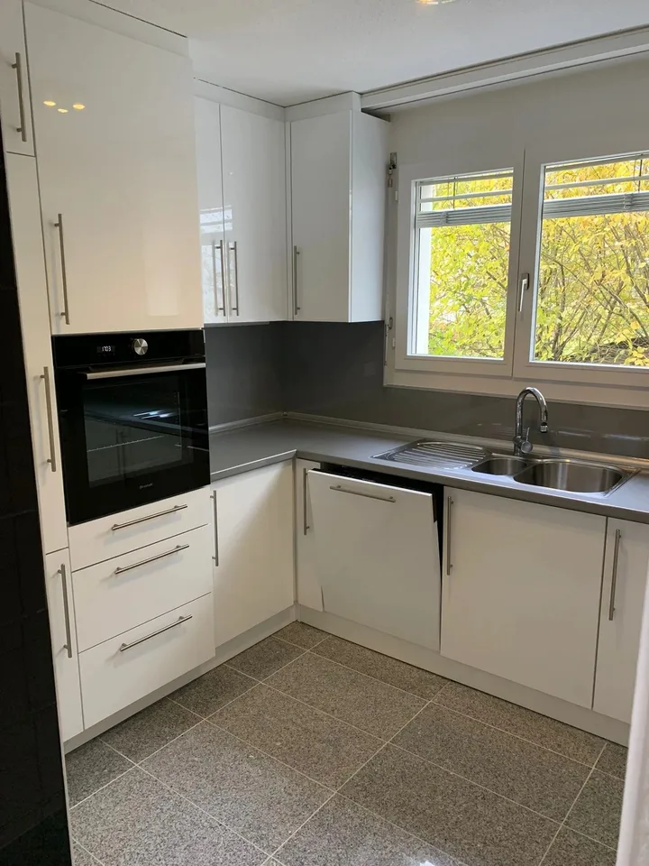 4.5-Zimmer-Wohnung in Wiedlisbach – frisch renoviert, 96 m² und Einstellhalle