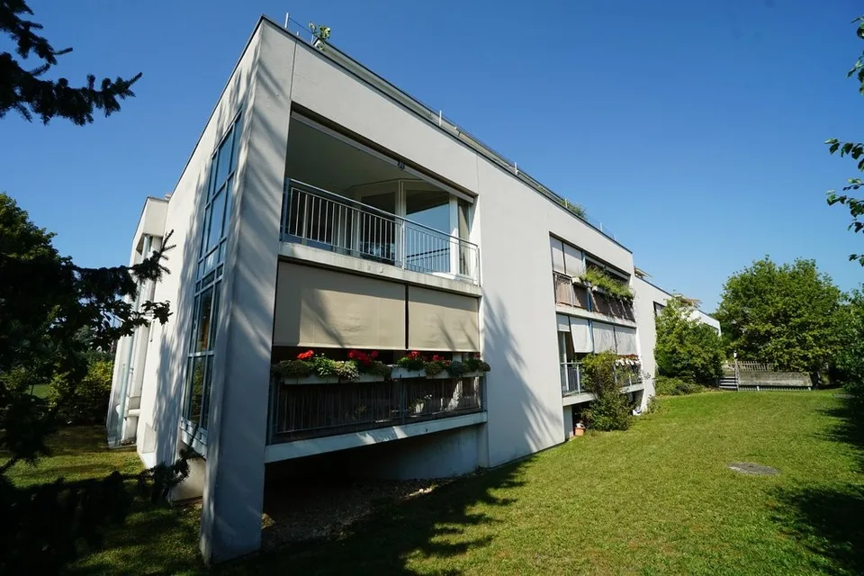 Appartement 4 pièces lumineux à Reinach près de Fiechten – photo 2 sur 5