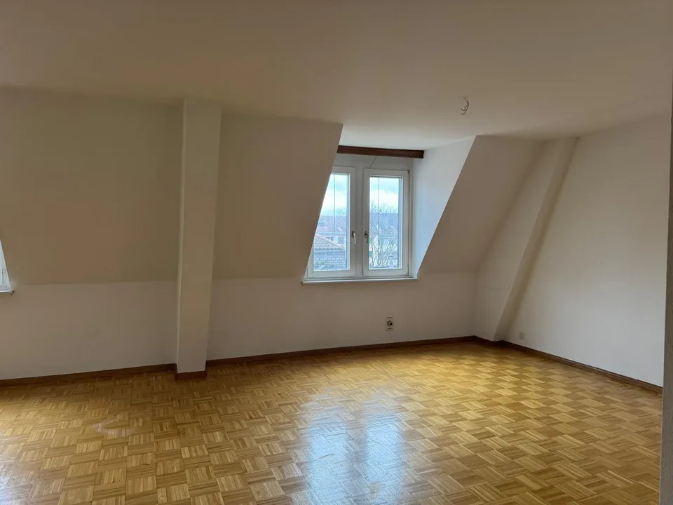 3.5-Zimmer Maisonettewohnung mit Balkon – Foto 3 von 15