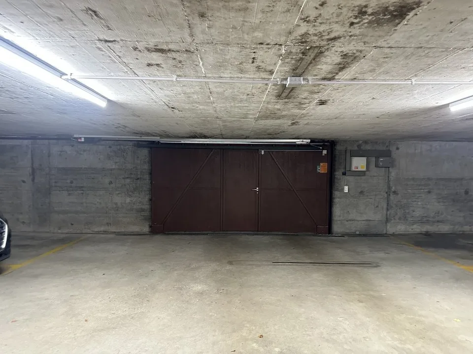 Einstellhallenplatz in Köniz, Blinzern – Foto 3 von 3