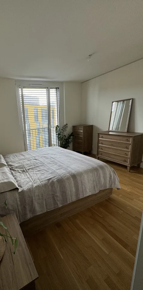 Appartement de 4,5 pièces-12e étage-Temporaire ou permanent