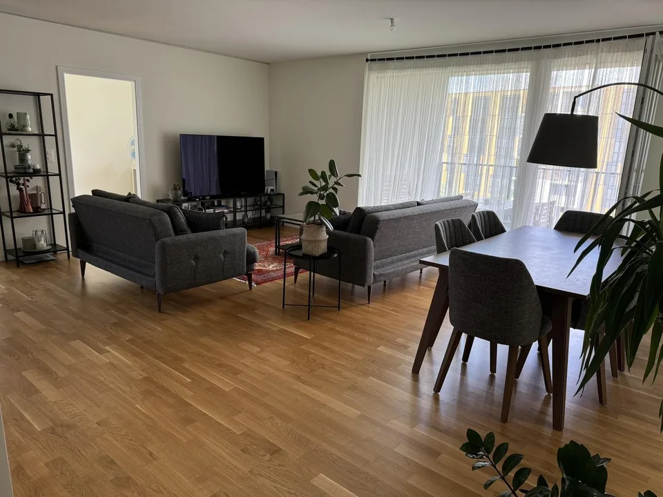 Appartement de 4,5 pièces-12e étage-Temporaire ou permanent