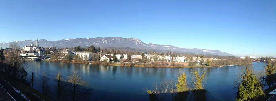 Attraktive Attika- Dachwohnung direkt an der Aare