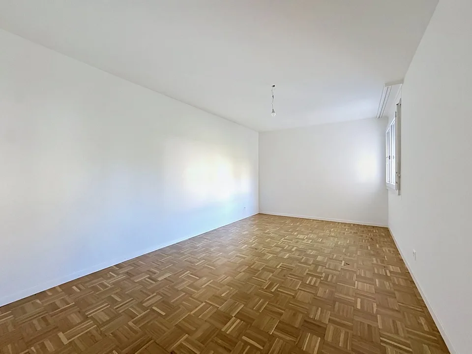 3,5 pièces rénové avec balcon - Schoenberg, Fribourg