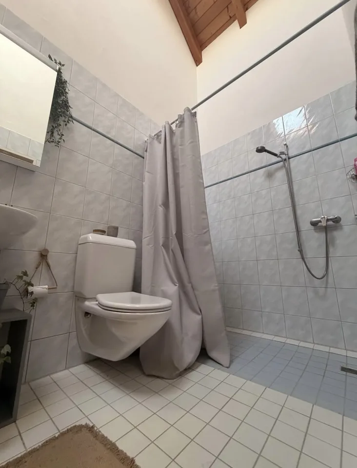 Schöne 2,5 - Zimmer Wohnung in Neuhaus SG