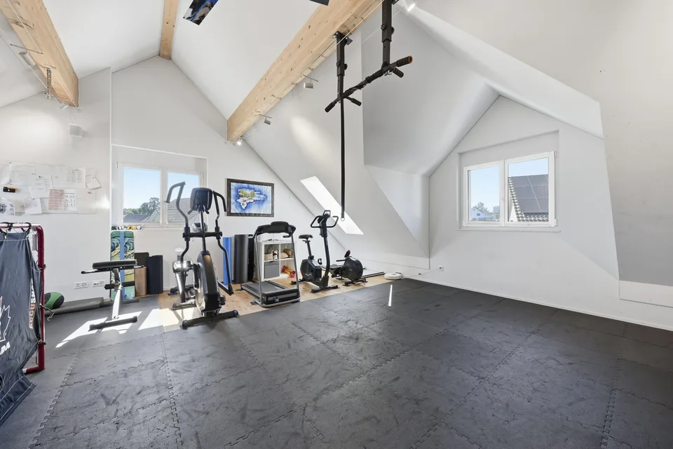"Modernes 6.5-Zimmer-Reiheneckhaus in Andwil TG – Neubau ab November 2026"