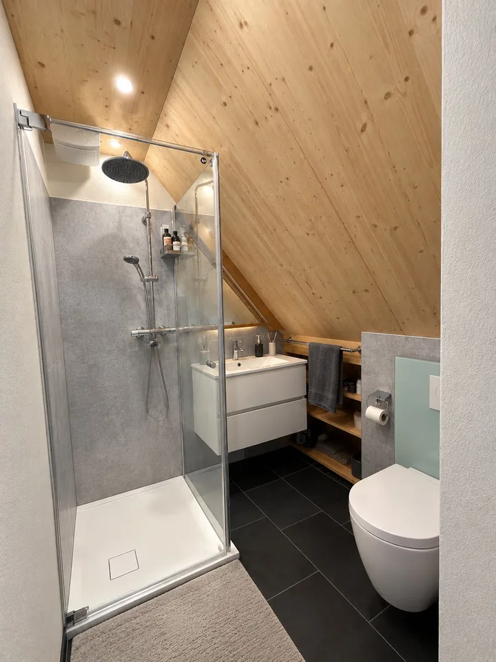 4.5-Zimmer-Maisonette-Wohnung mit Dachgeschoss-Charme, Loggia & Gartenanteil