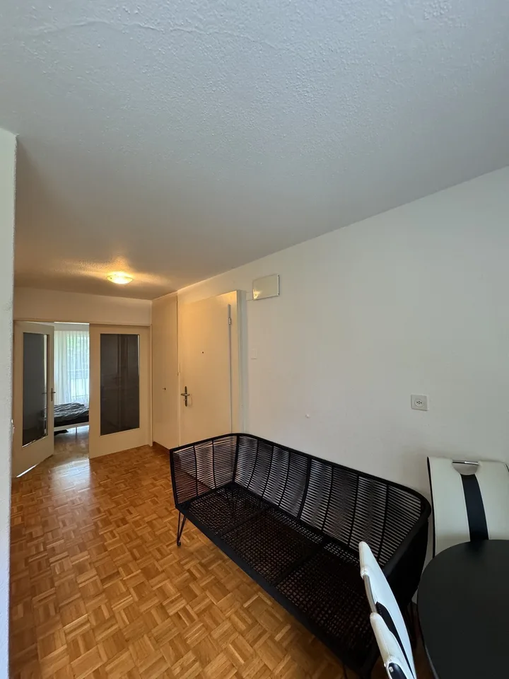 Grosses WG Zimmer in Dübendorf
