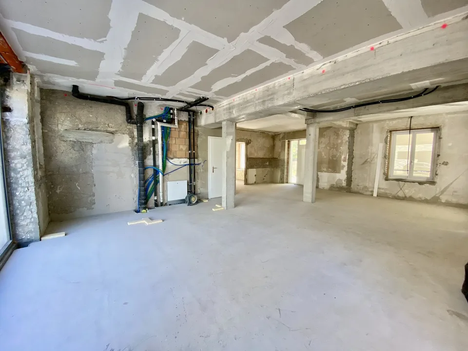 Attraktive Gewerbeflächen mit grossen Schaufenstern an zentraler Lage – foto 4 di 5