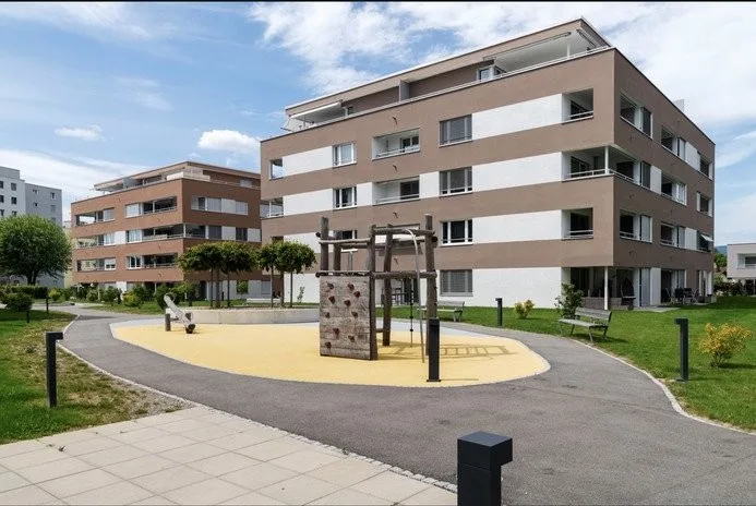 Wunderschöne 2 1/2 Zimmerwohnung im EG