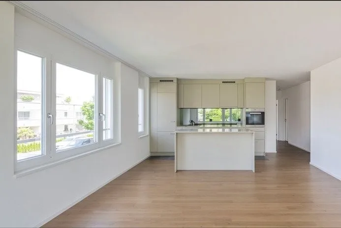 Wunderschöne 2 1/2 Zimmerwohnung im EG