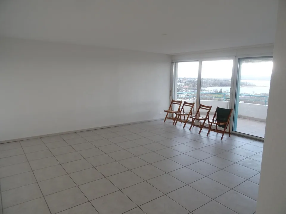 Wohnung mit Seesicht in Hauterive – Foto 8 von 9