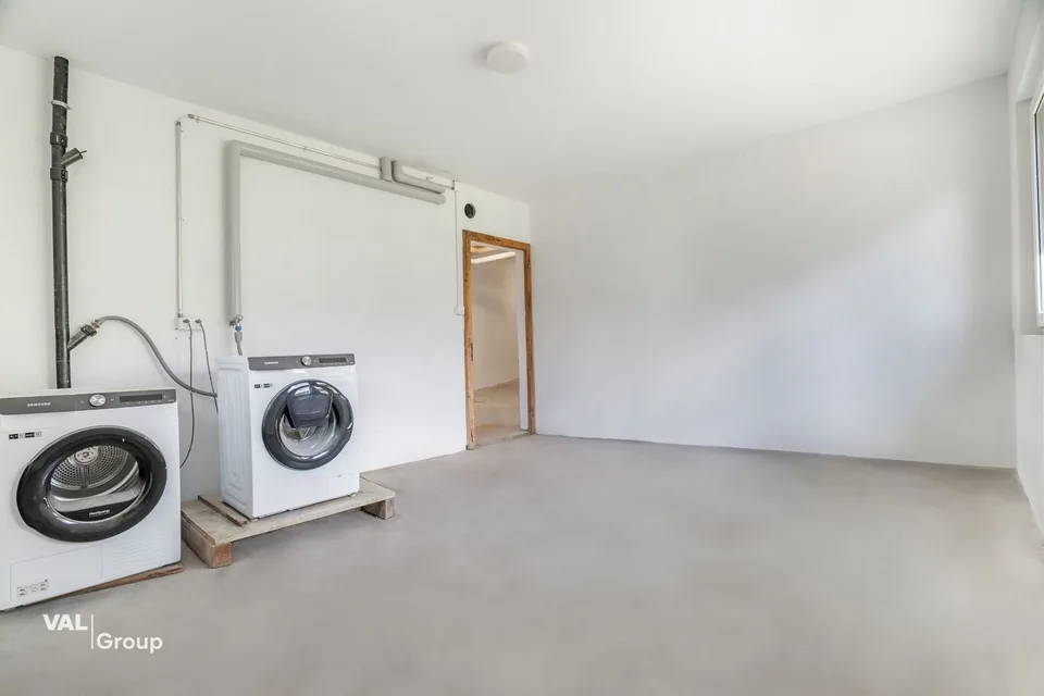 Gemütliche Dachwohnung mit Aussicht in Staldenried – Foto 11 von 15
