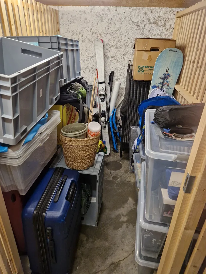 Charmante Altbauwohnung auf zwei Stöcken per 1. November