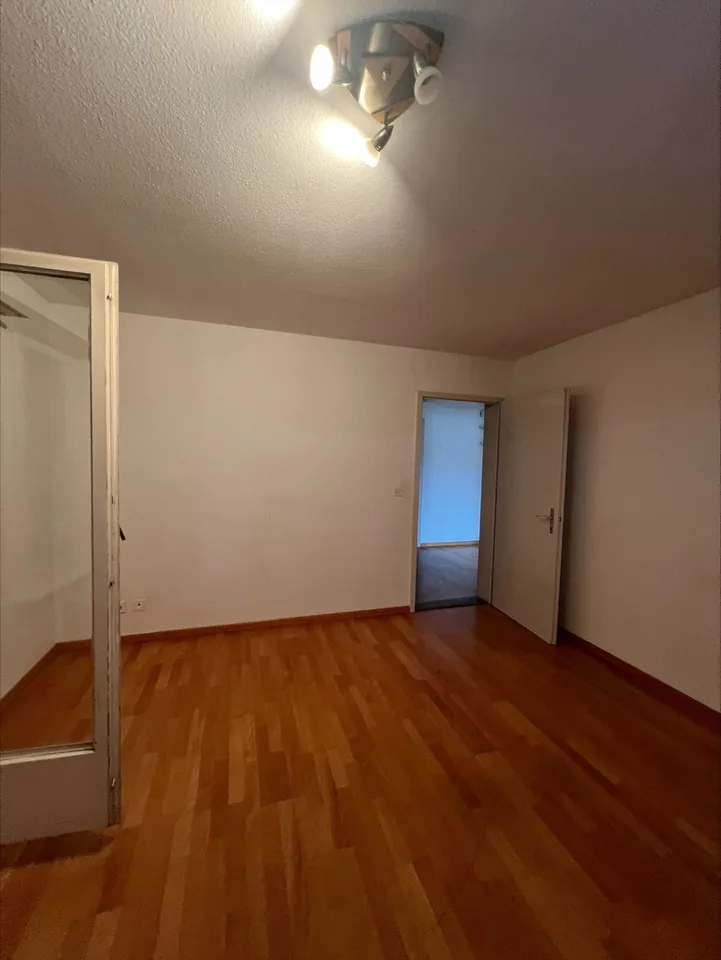 Geräumige 4 Zimmerwohnung zu vermieten