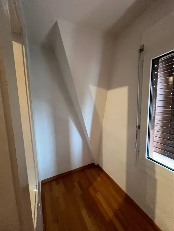 Geräumige 4 Zimmerwohnung zu vermieten