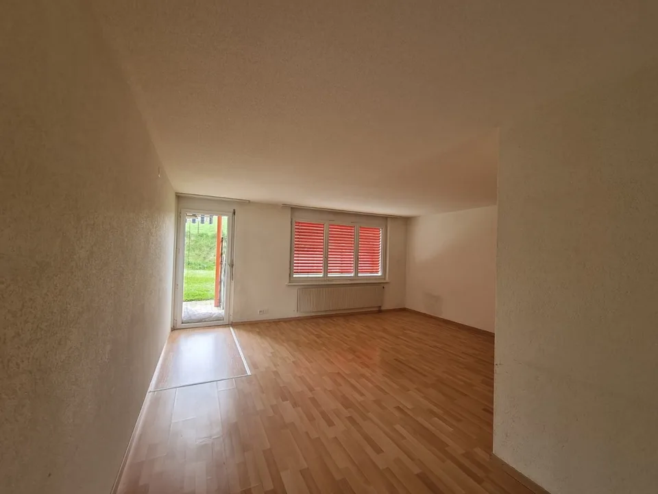 Freundliche 3.5 Zimmerwohnung, sehr zentral und doch ruhig!