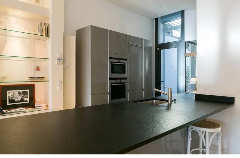 APPARTEMENT 4 PIÈCES À GENÈVE - CENTRE, MEUBLÉ – photo 4 of 18