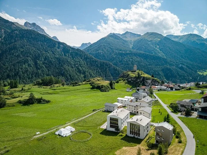 EXKLUSIVE PARZELLEN INMITTEN DER ENGADINER BERGWELT – Foto 7 von 8