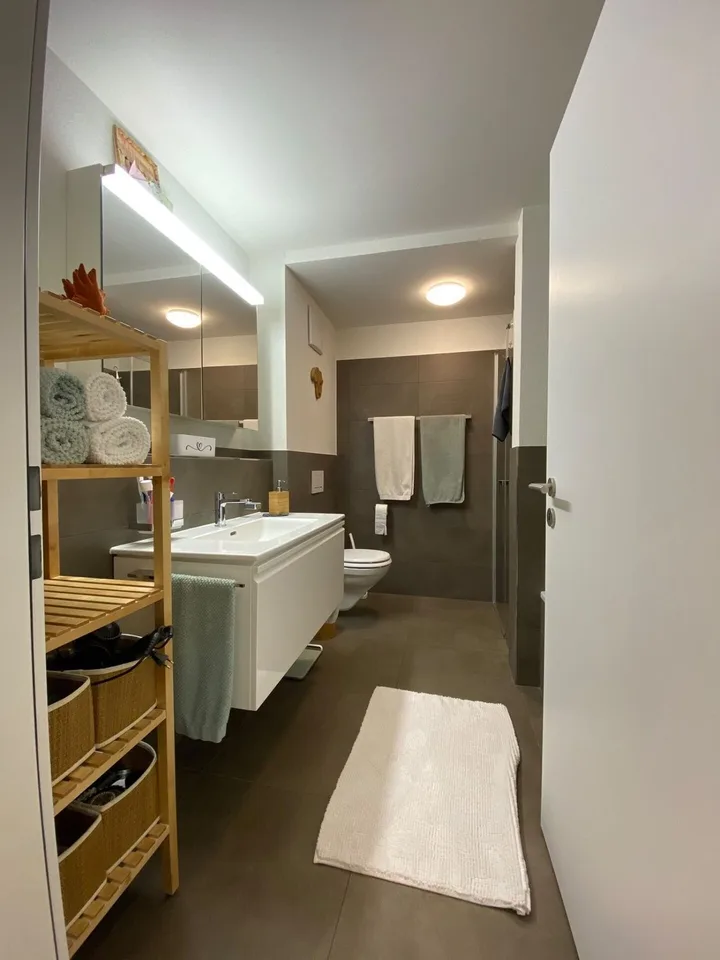 schöne 3.5-Zimmer-Wohnung inmitten von Mels – foto 4 di 7