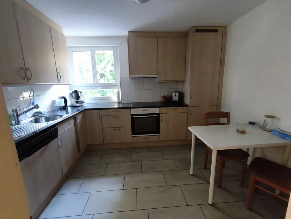Charmante 4.5 Zimmer-Wohnung mit Balkon und Sicht über St. Gallen – foto 8 di 15