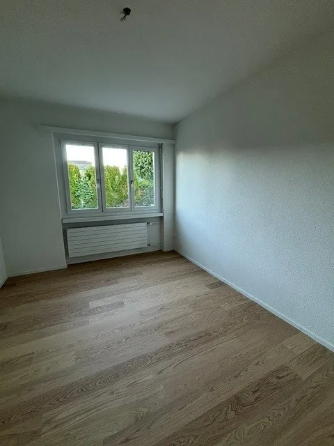 Wunderbare Aussicht über Kloten mit Einfamilienhaus Charakter – Foto 9 von 10