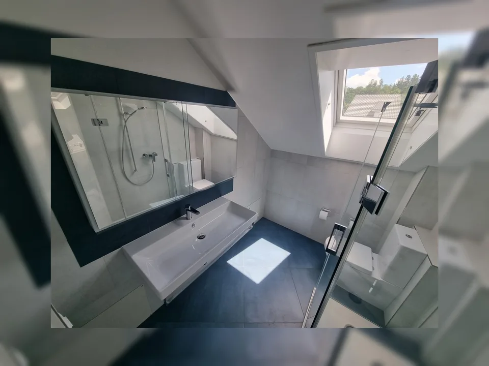 Grosszügige Maisonettewohnung mit viel Platz – Foto 7 von 14