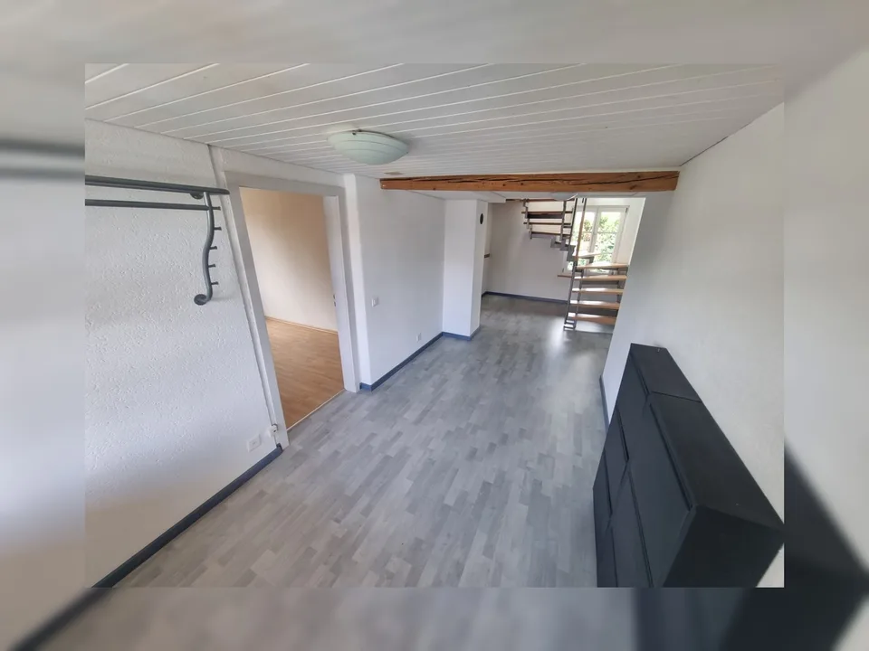 Grosszügige Maisonettewohnung mit viel Platz – Foto 5 von 14