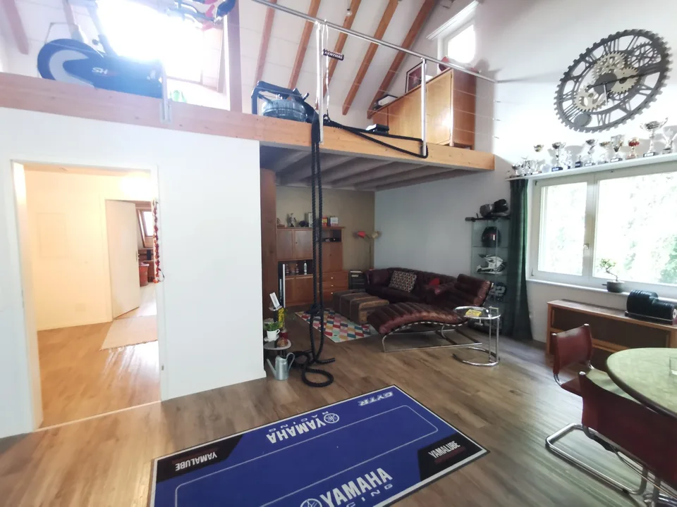2,5 Zimmer 117 m² Dachgeschoss Wohnung mit Galerie und Wintergarten – foto 21 di 29