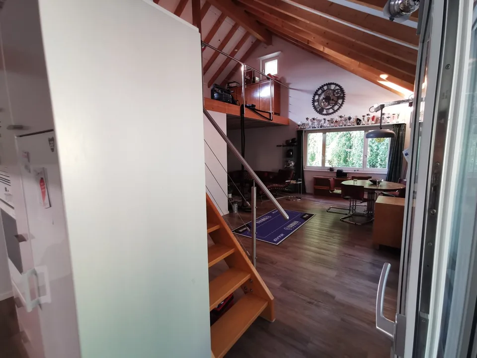 2,5 Zimmer 117 m² Dachgeschoss Wohnung mit Galerie und Wintergarten – foto 6 di 29