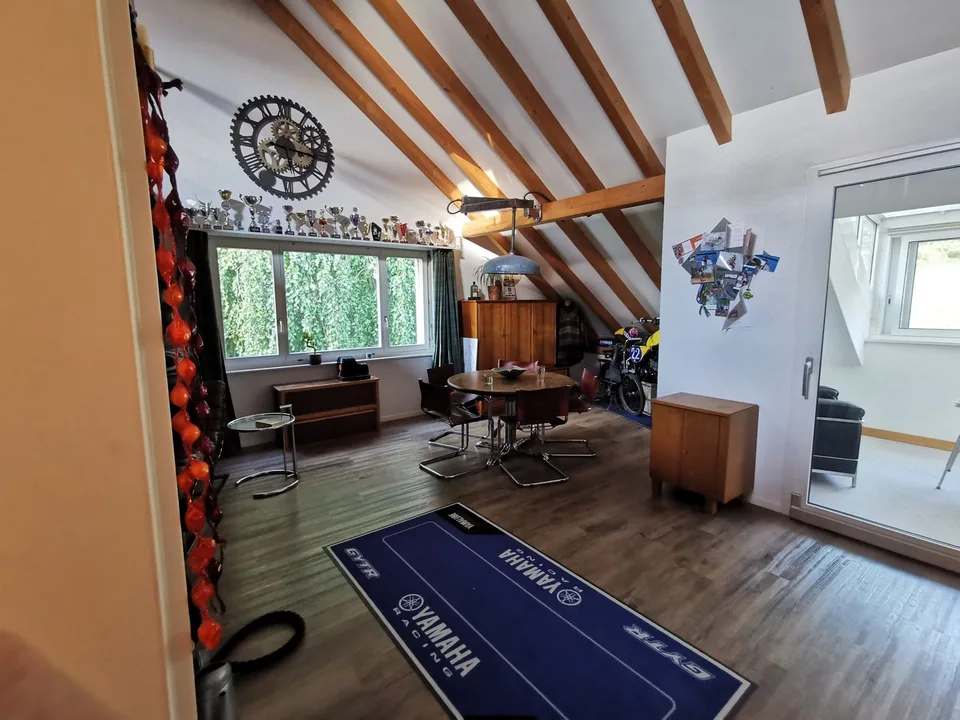 2,5 Zimmer 117 m² Dachgeschoss Wohnung mit Galerie und Wintergarten – foto 20 di 29