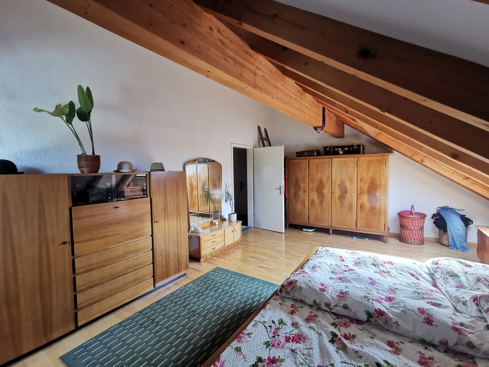 2,5 Zimmer 117 m² Dachgeschoss Wohnung mit Galerie und Wintergarten – foto 27 di 29