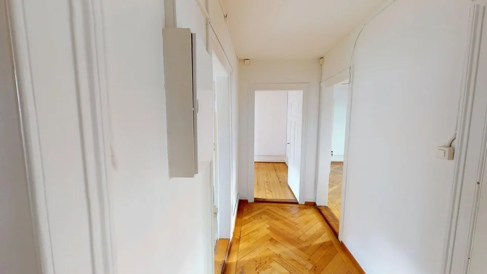 3-Zimmer-Wohnung an zentraler Lage in Zürich (Kreis 4) – photo 4 sur 12