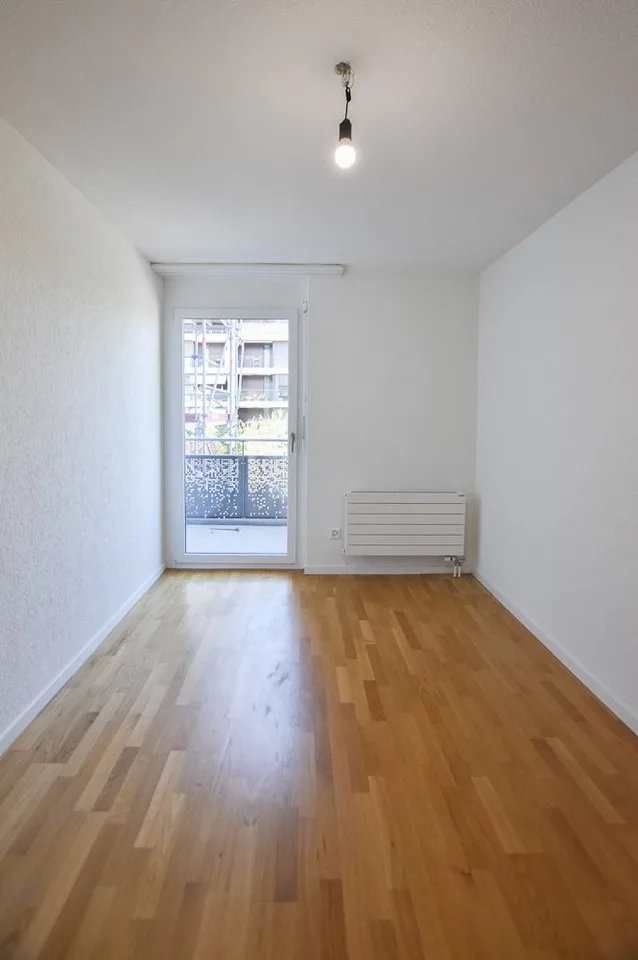 Appartement rénové de 3,5 pièces avec galerie à louer – photo 4 sur 10