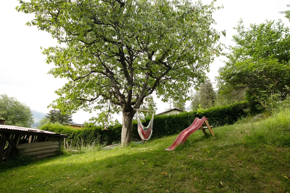 Grosszügige 2 ½ Zi mitten in den Bergen – foto 9 di 14