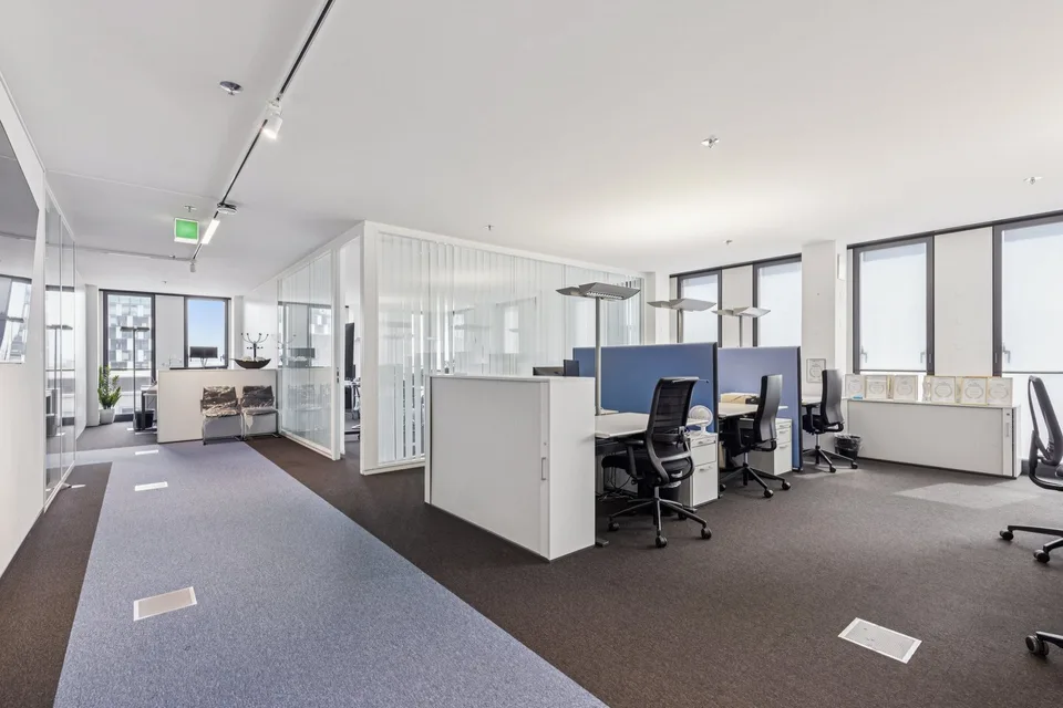 Willkommen im Vertex! Moderne Bürofläche im 7. Stock – Foto 7 von 16