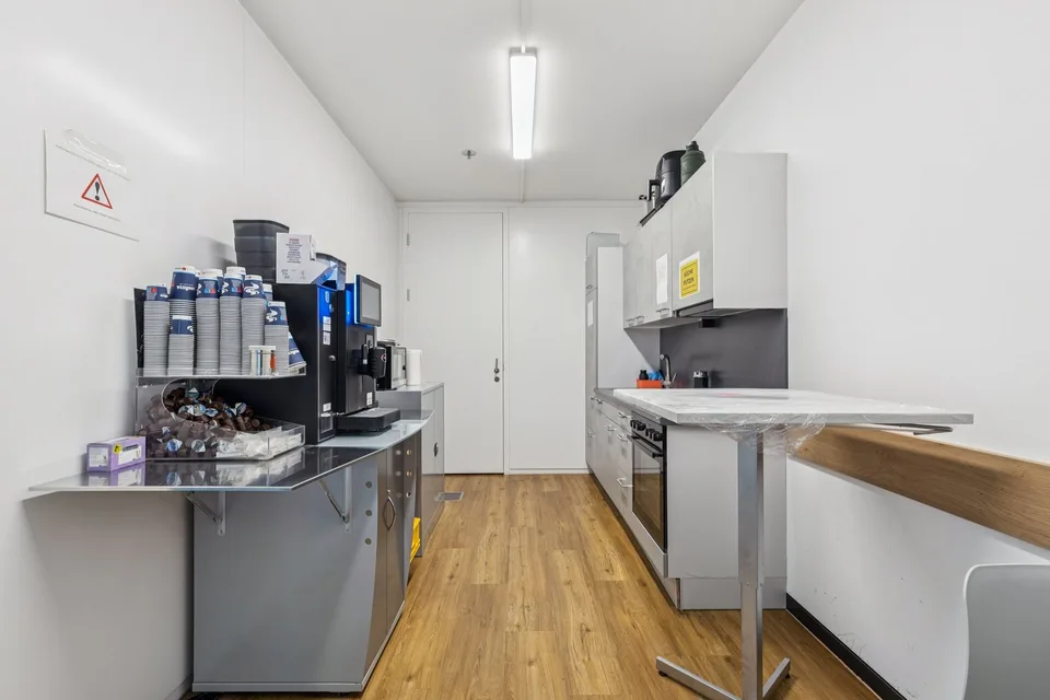 Willkommen im Vertex! Moderne Bürofläche im 7. Stock – Foto 16 von 16