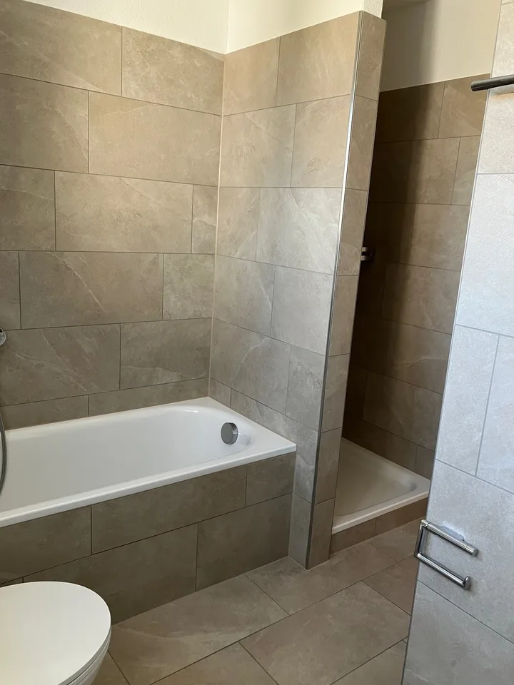 Helle 4.5-Zimmerwohnung mit grosser Terrasse in Neudorf – foto 2 di 10
