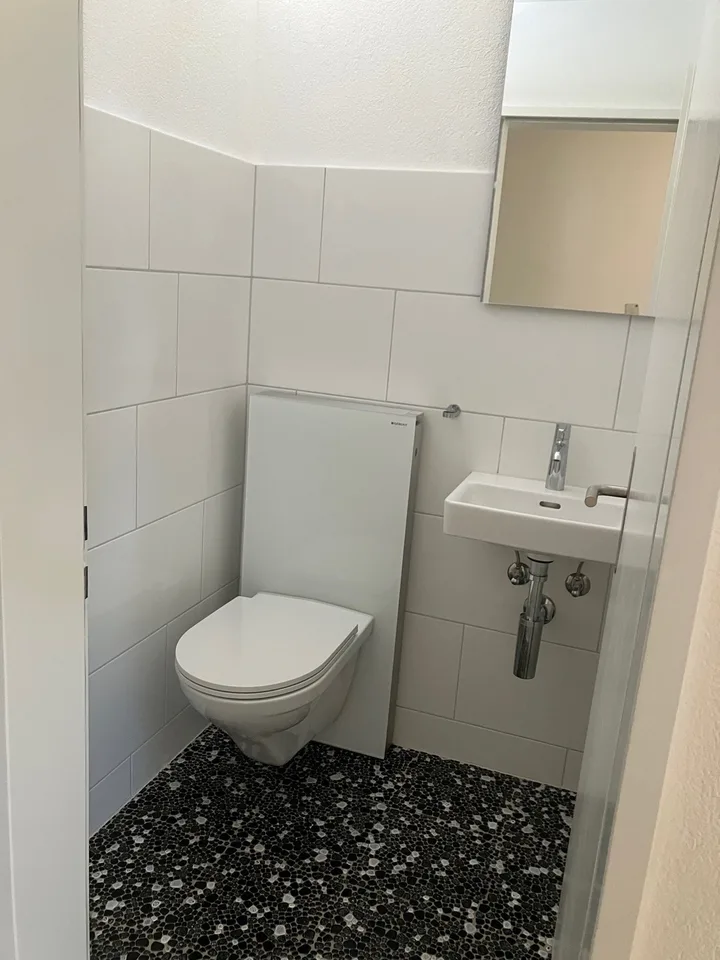 Helle 4.5-Zimmerwohnung mit grosser Terrasse in Neudorf – foto 10 di 10