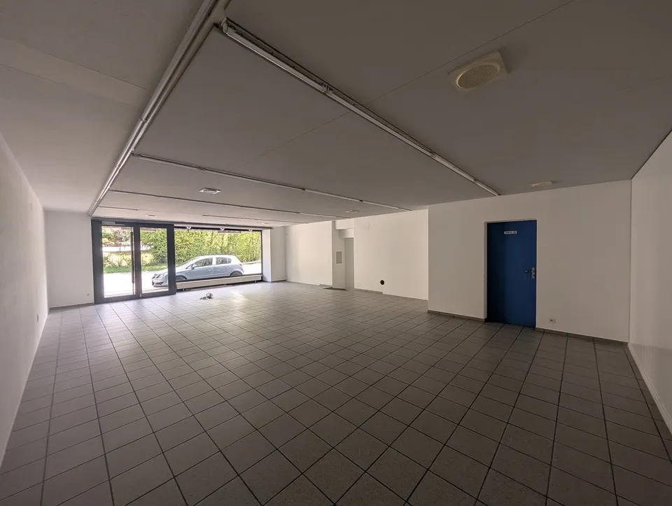 Ladenlokal / Showroom / Büro mit Schaufenster an der Hauptstrasse Zunzgen flexibel nutzbar – Foto 11 von 11