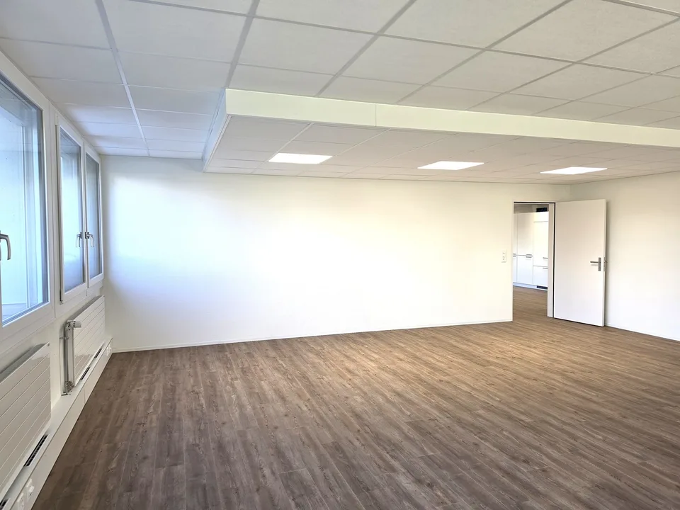 Einziehen & Durchstarten: neu sanierte Gewerbefläche in Wabern! – photo 15 of 18