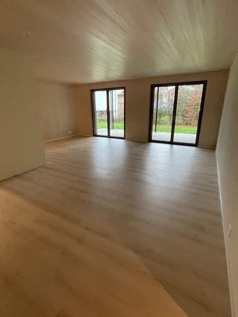Grosszügig wohnen  charmante 3.5-Zimmerwohnung mit Terrasse – photo 4 sur 12